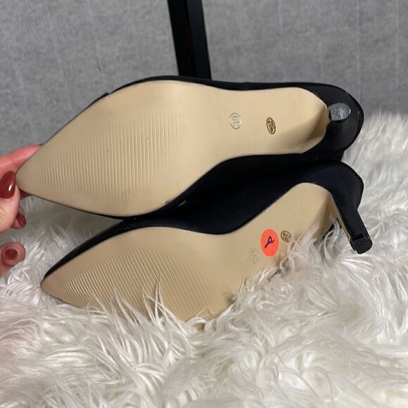 Black,  leather toe,  sock booties size 8. NWOT - Picture 6 of 7